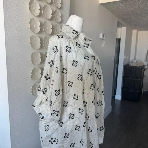 Italian Linen-Blend Beach Cover-Up Top | Made in Italy - Picture 4 of 9